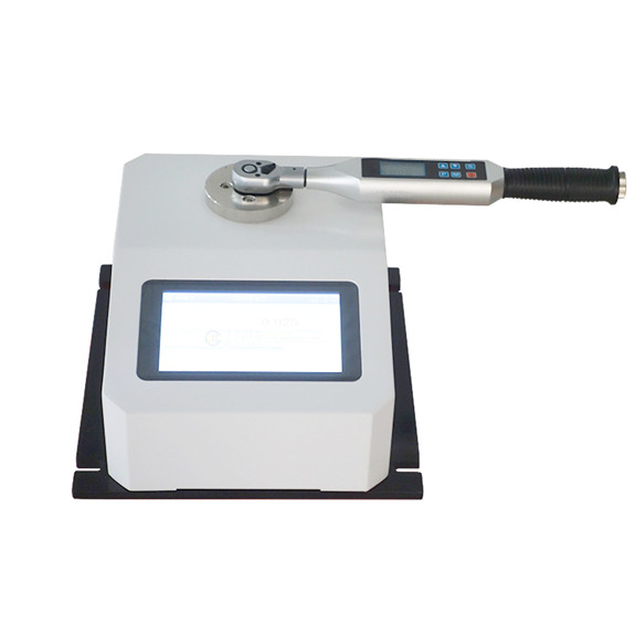 500N.m�|��ʽŤ�����֙z���x��0.5��Ť������У�ʃx